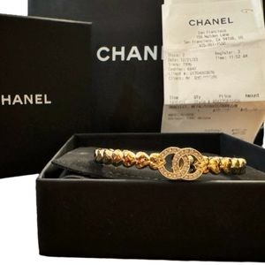 Chanel: 2023 SS Crystal CC Heart Link Cuff S Bracelet. NEW in Original Packaging